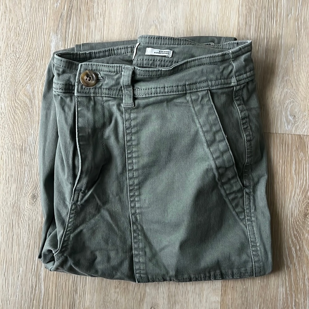 Greenish grey cargo jeans for women. Size 6. Purchased from A•New•Day